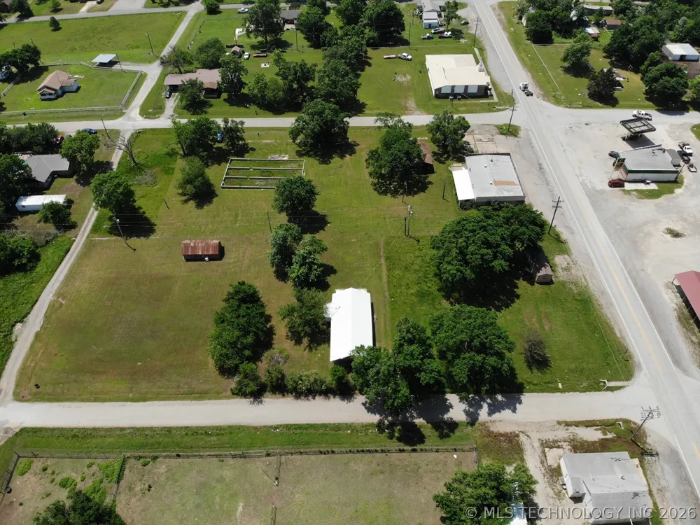 116 E 4th Street Wynona, OK 74084
