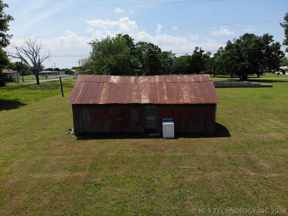 116 E 4th Street Wynona, OK 74084