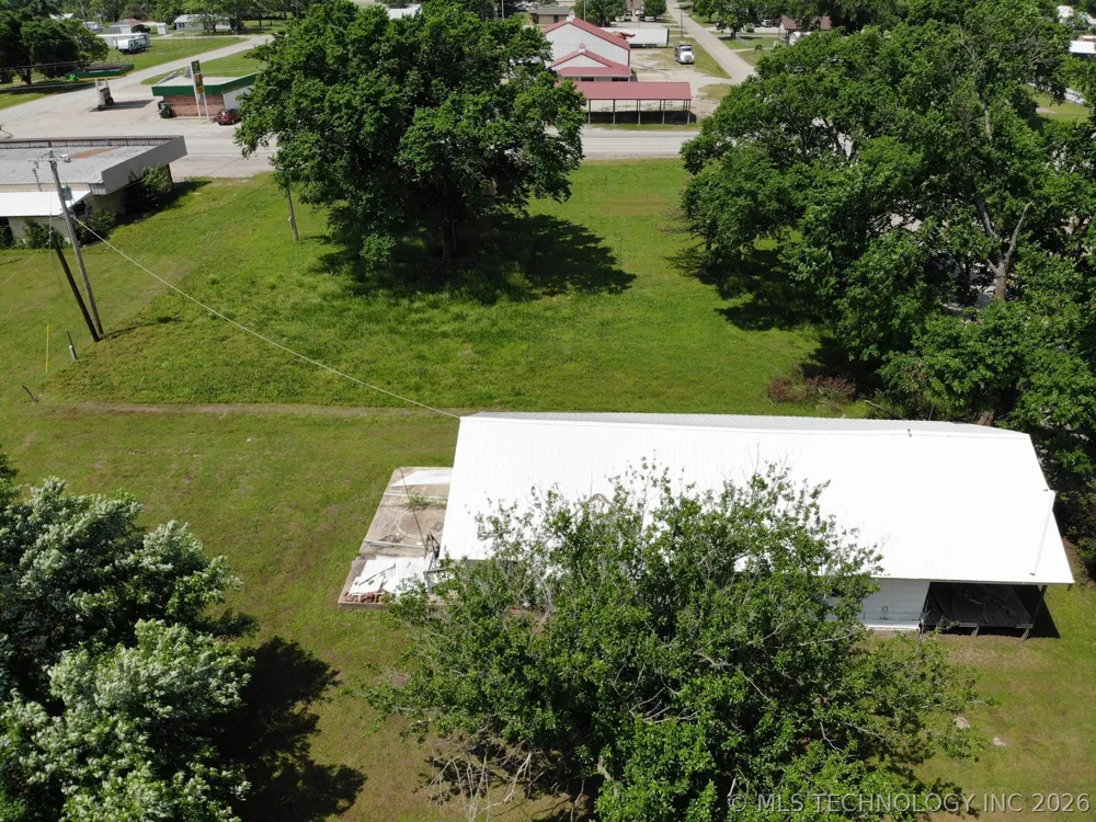 116 E 4th Street Wynona, OK 74084