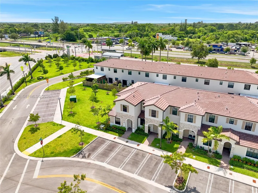 23225 SW 128th Ave Miami, FL 33170