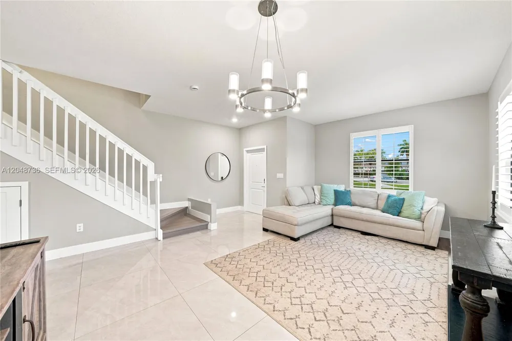 23225 SW 128th Ave Miami, FL 33170