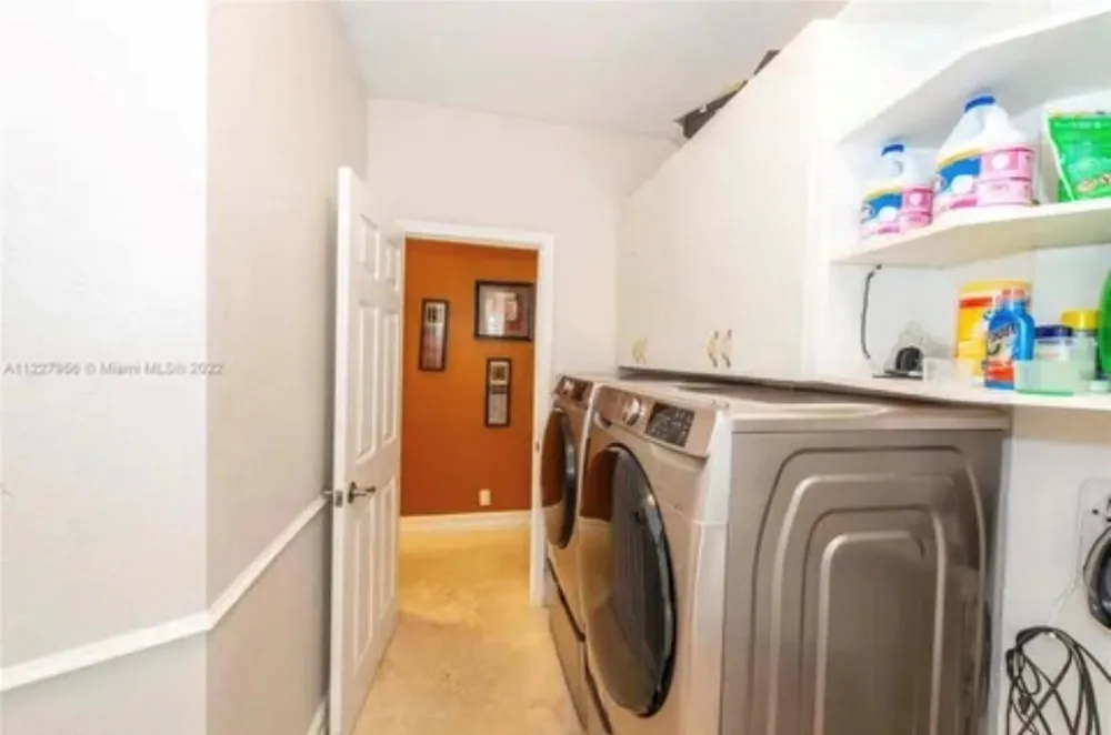 423 NE 3rd Street Pompano Beach, FL 33060