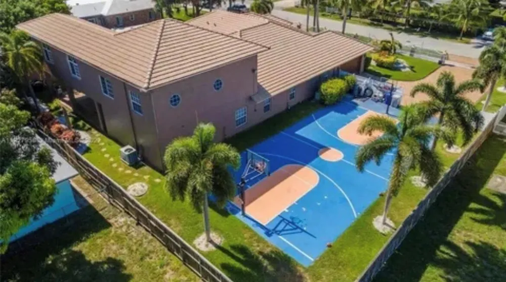 423 NE 3rd Street Pompano Beach, FL 33060