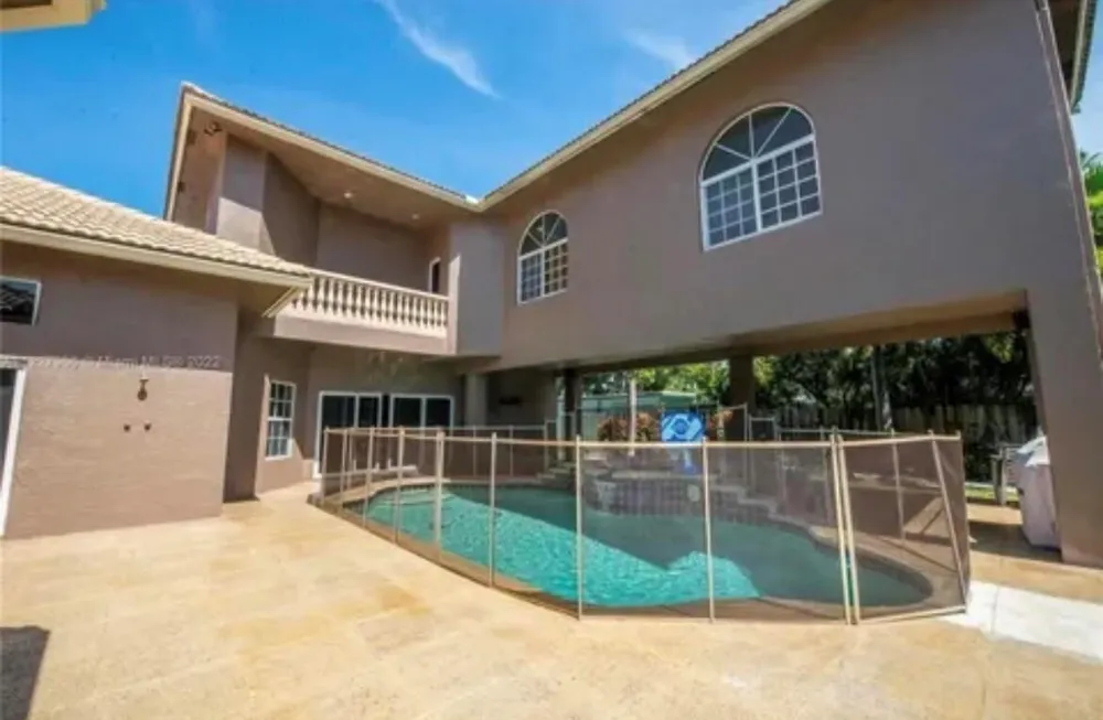 423 NE 3rd Street Pompano Beach, FL 33060