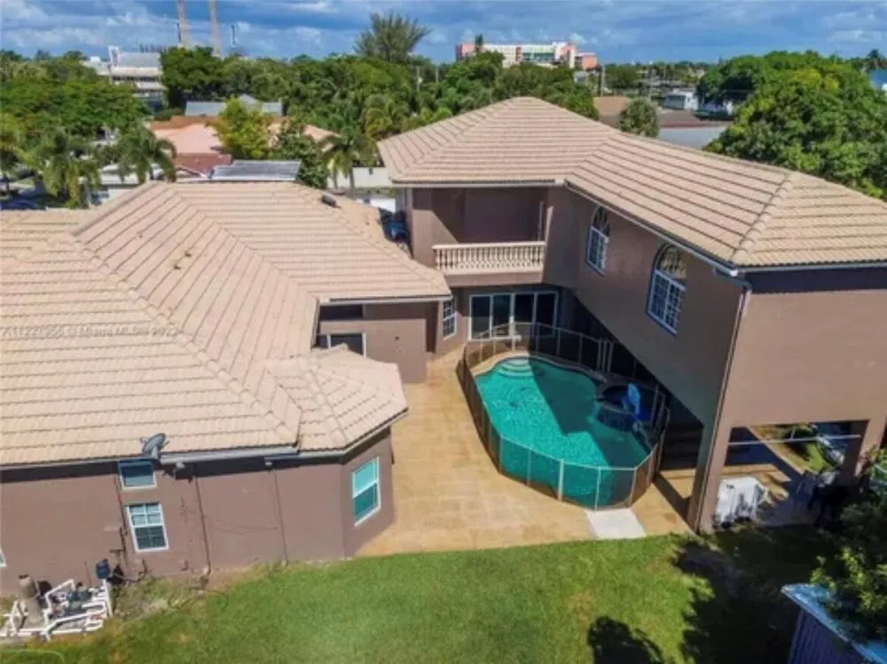 423 NE 3rd Street Pompano Beach, FL 33060