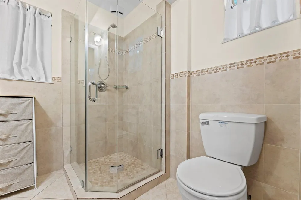 1638 NE 3rd Avenue Delray Beach, FL 33444