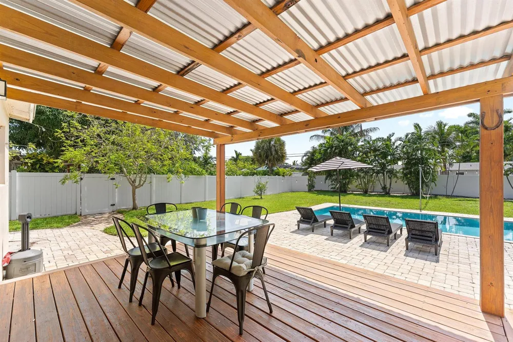 1638 NE 3rd Avenue Delray Beach, FL 33444