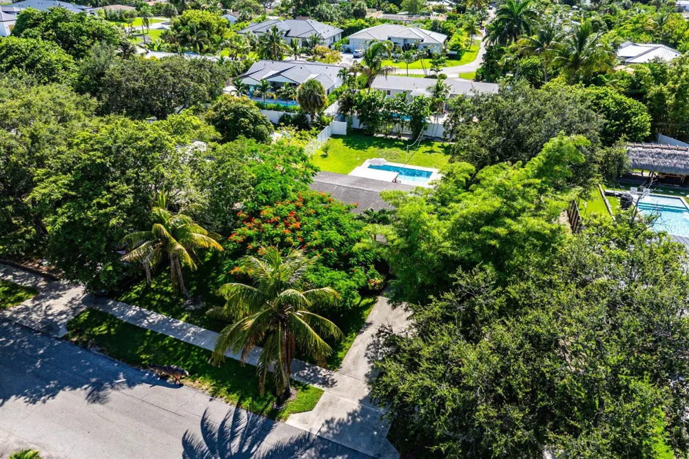 1638 NE 3rd Avenue Delray Beach, FL 33444