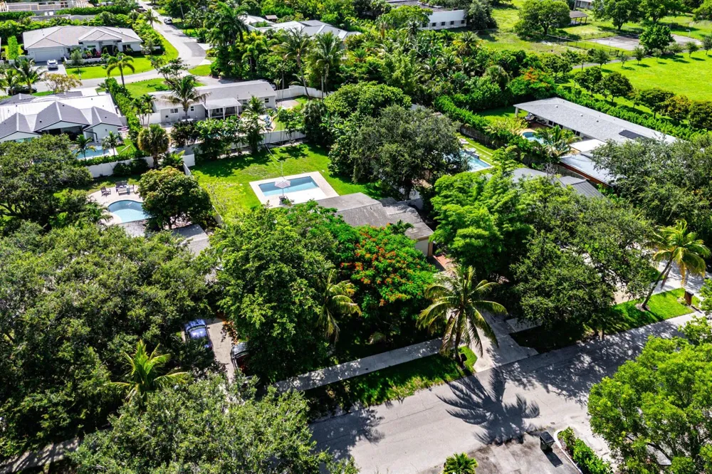 1638 NE 3rd Avenue Delray Beach, FL 33444