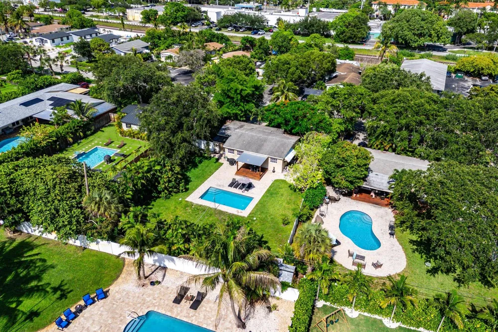 1638 NE 3rd Avenue Delray Beach, FL 33444