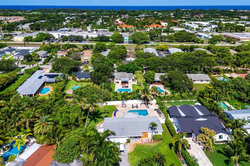 1638 NE 3rd Avenue Delray Beach, FL 33444