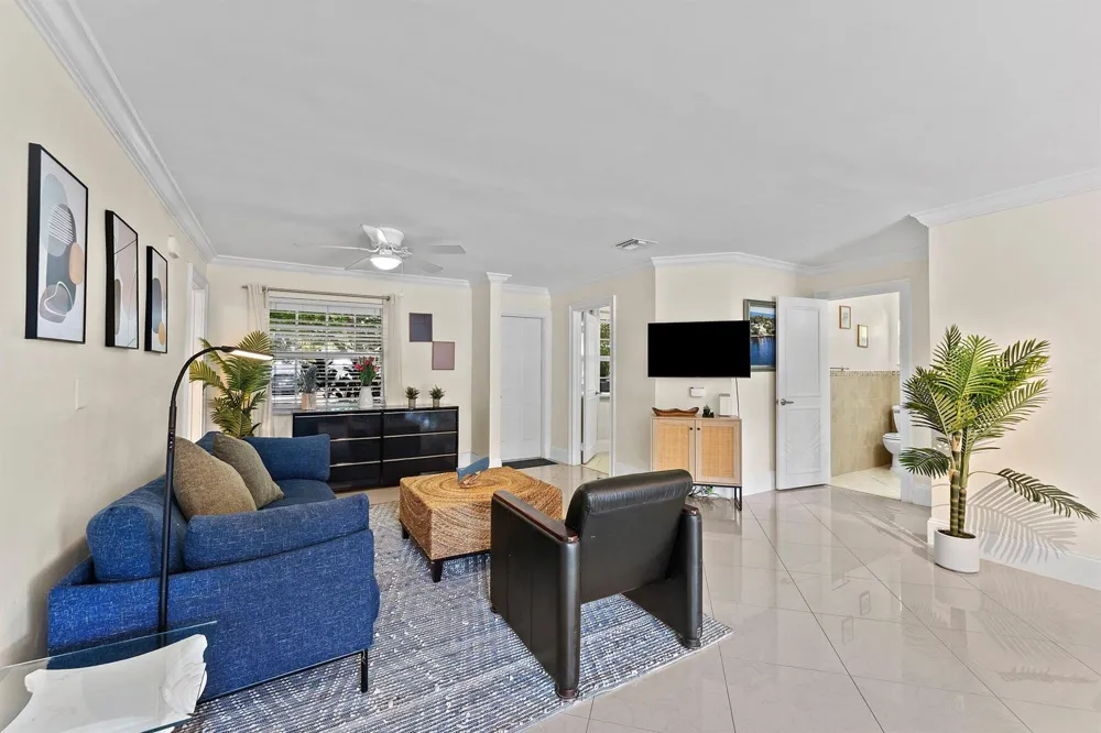 1638 NE 3rd Avenue Delray Beach, FL 33444