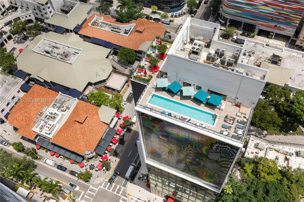 1000 Brickell Plz #4015 Miami, FL 33131