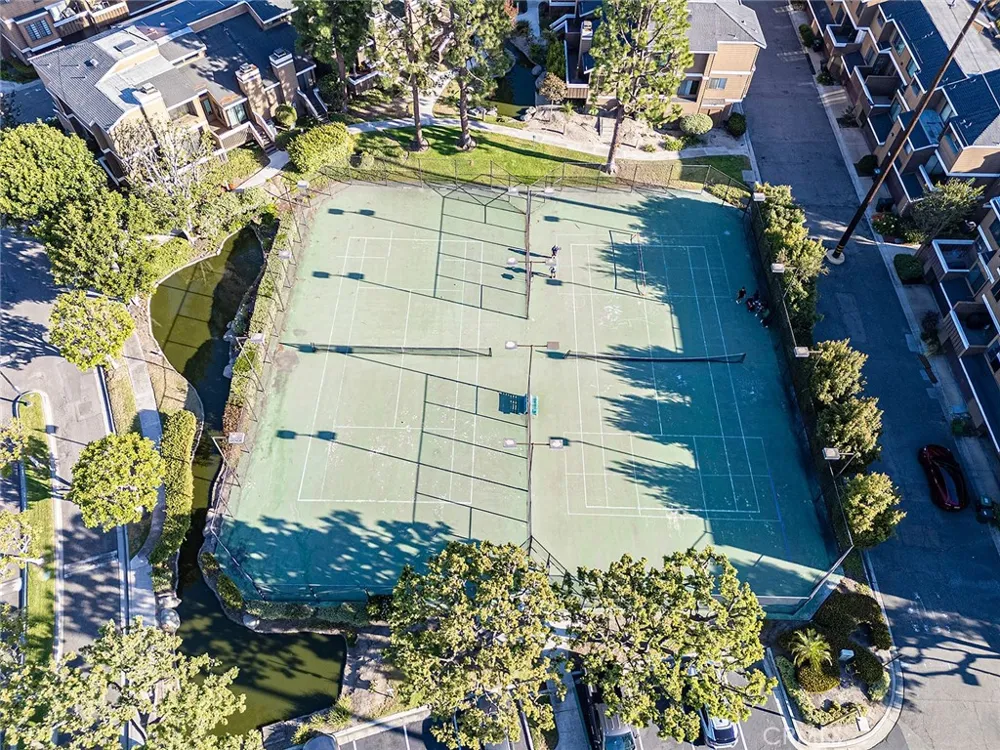 8561 Meadow Brook #205 Garden Grove, CA 92844