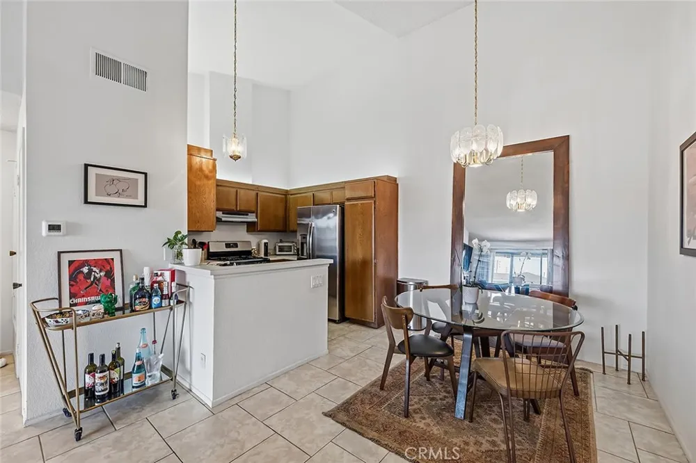 8561 Meadow Brook #205 Garden Grove, CA 92844