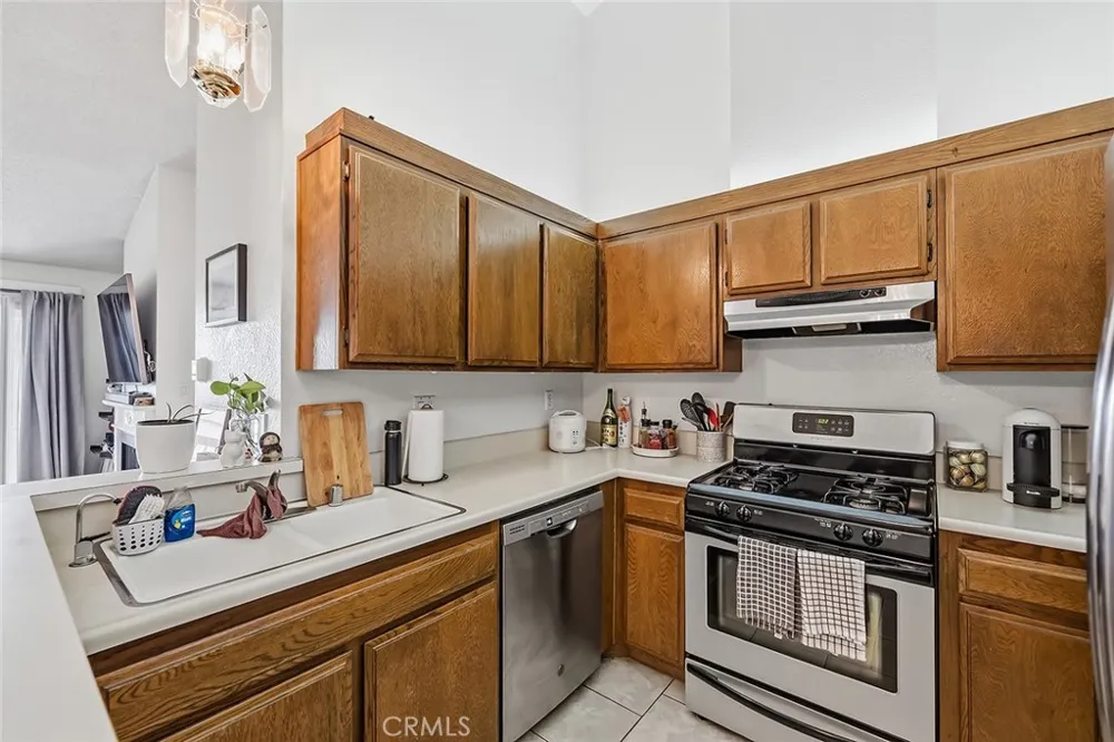 8561 Meadow Brook #205 Garden Grove, CA 92844