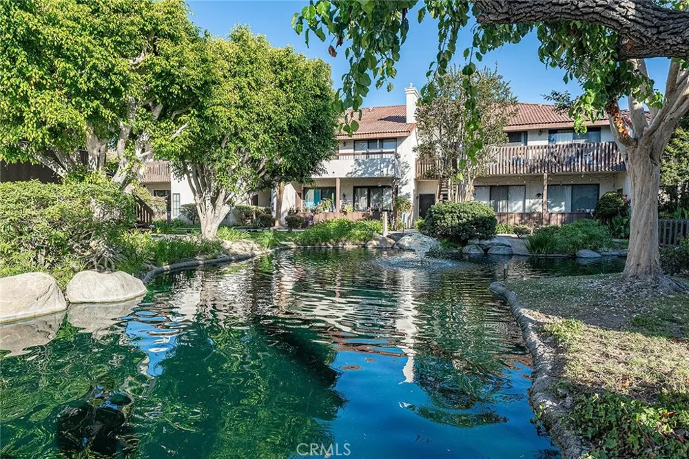 8561 Meadow Brook #205 Garden Grove, CA 92844