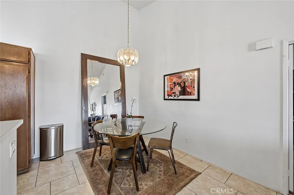 8561 Meadow Brook #205 Garden Grove, CA 92844