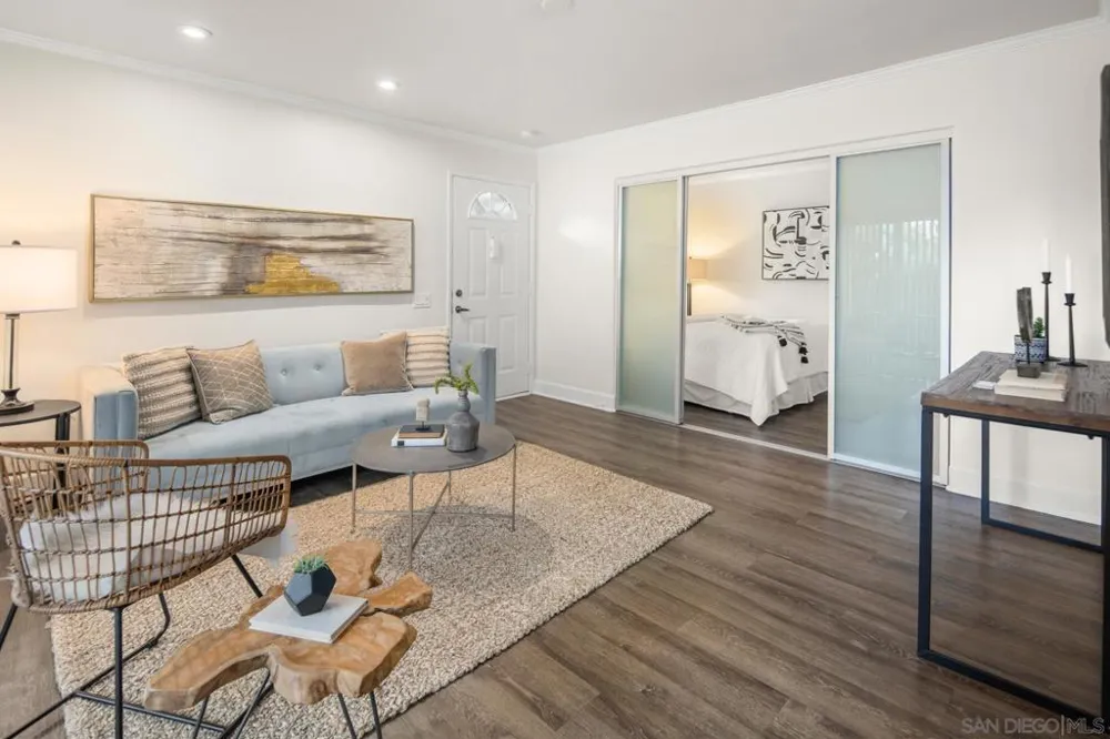 8581 Villa La Jolla Dr La Jolla, CA 92037