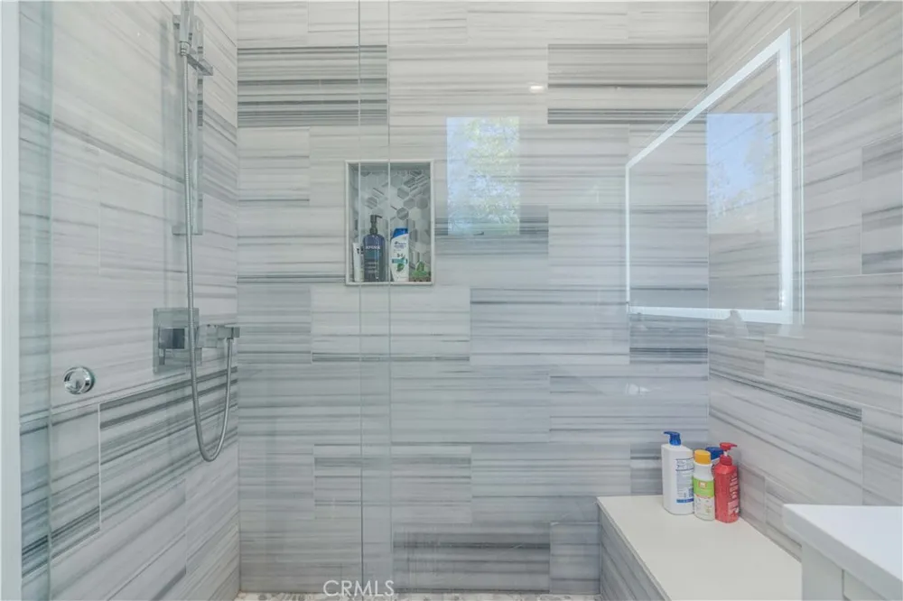 11 Baymare Bell Canyon, CA 91307