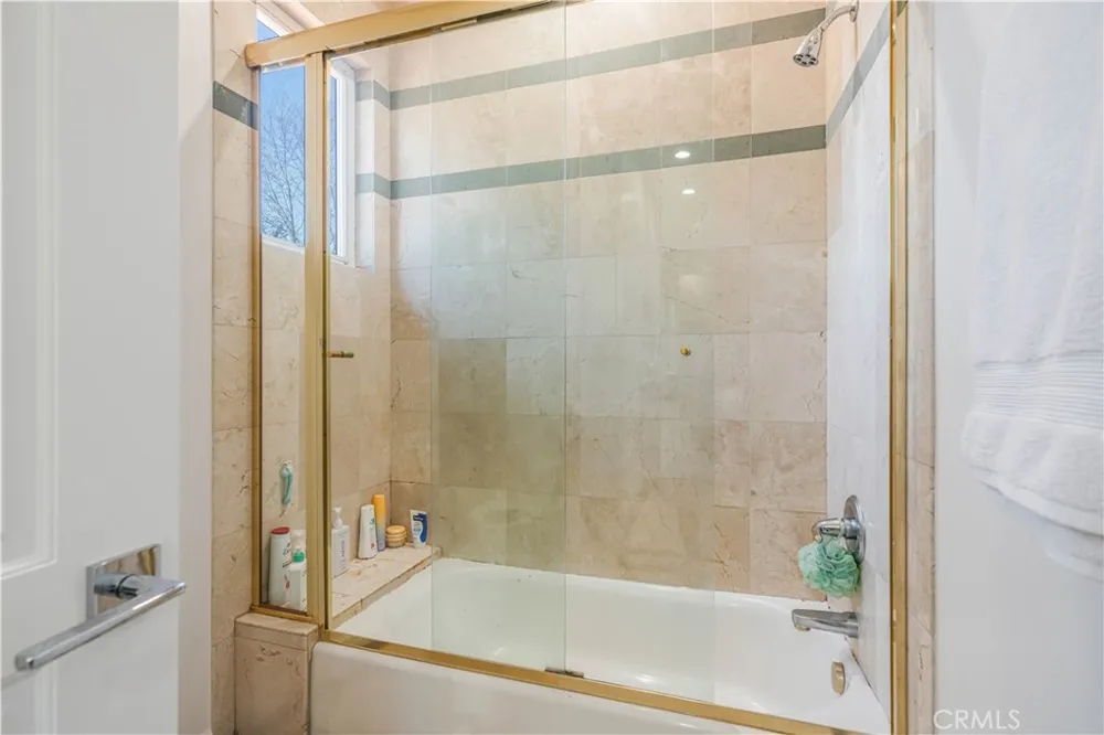 11 Baymare Bell Canyon, CA 91307
