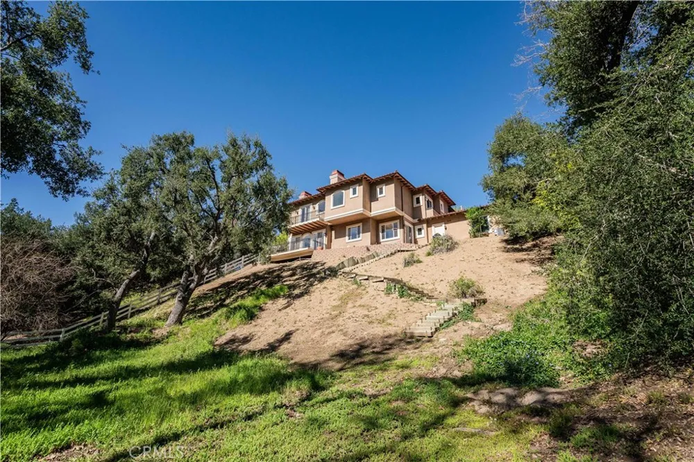 11 Baymare Bell Canyon, CA 91307