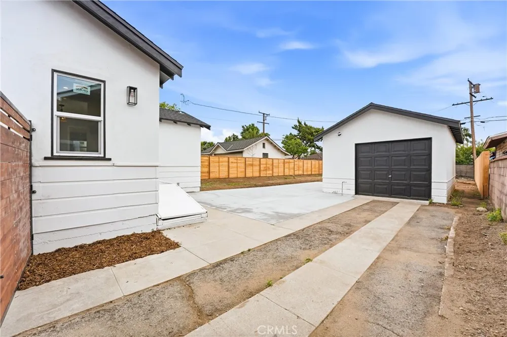 1334 Sultana Ontario, CA 91764