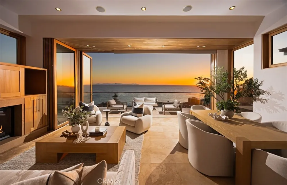 2615 Victoria Laguna Beach, CA 92651