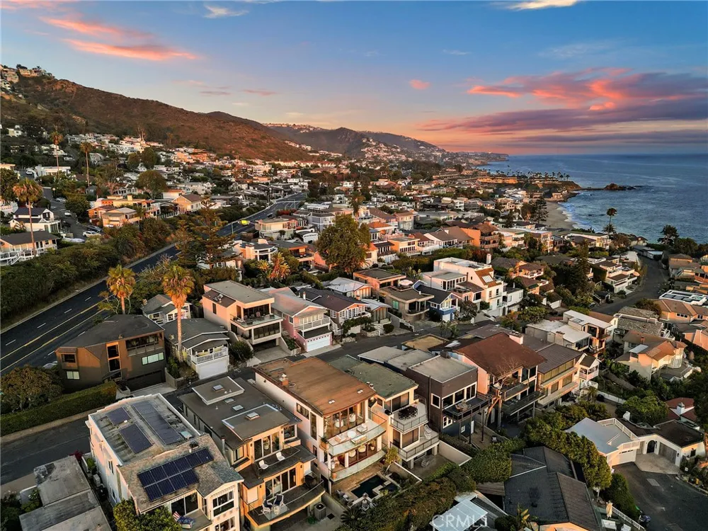 2615 Victoria Laguna Beach, CA 92651