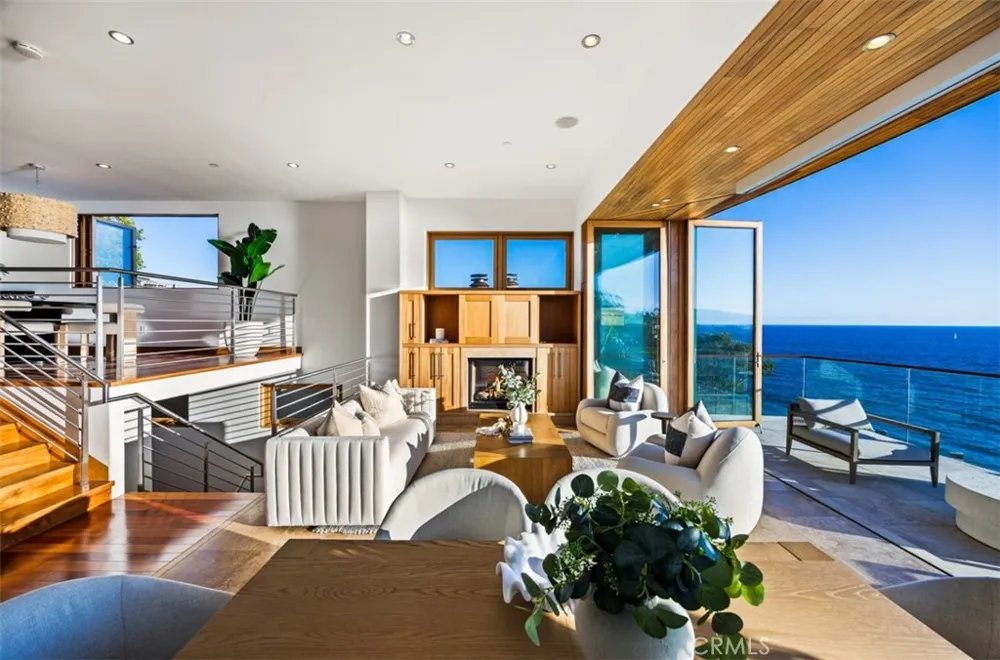 2615 Victoria Laguna Beach, CA 92651