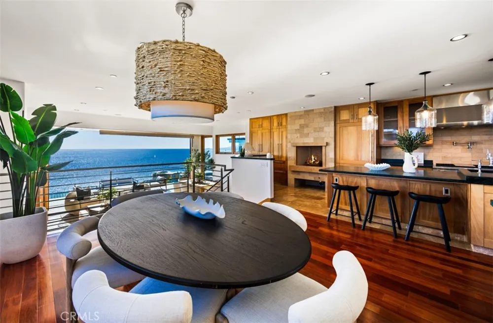 2615 Victoria Laguna Beach, CA 92651