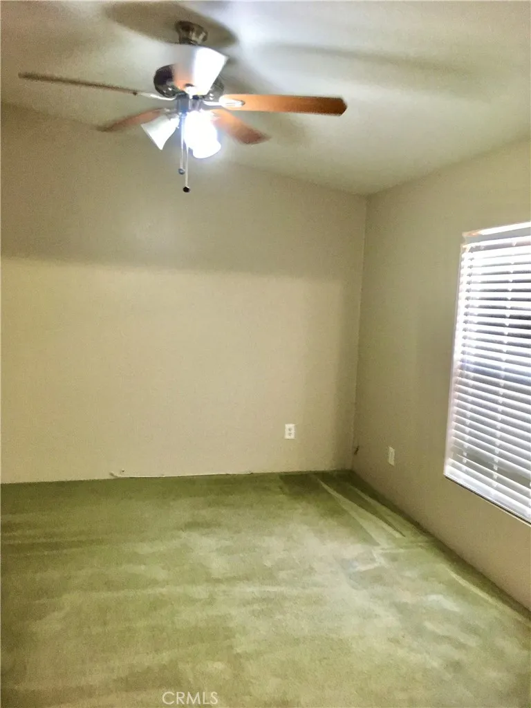 14121 Lakota Apple Valley, CA 92307