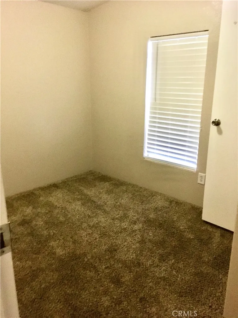 14121 Lakota Apple Valley, CA 92307