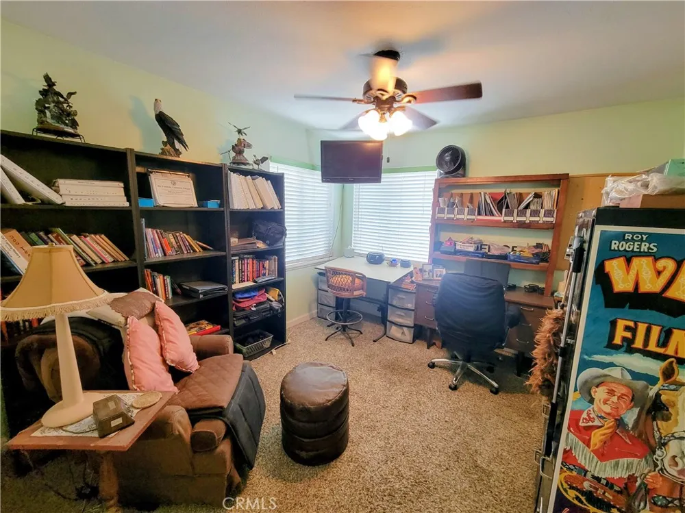 14121 Lakota Apple Valley, CA 92307