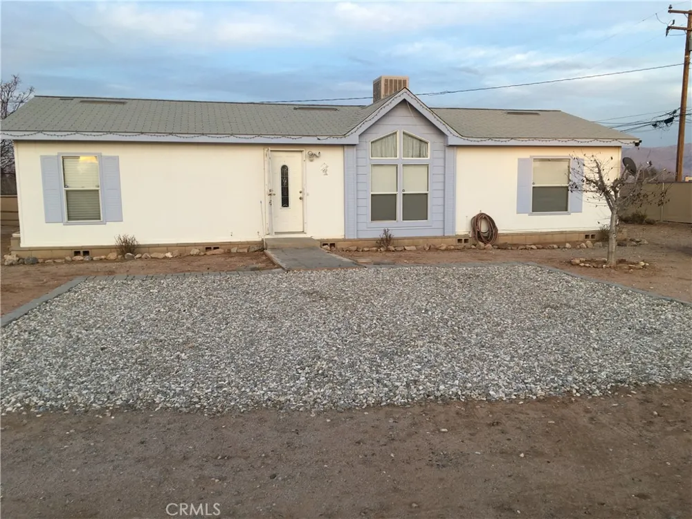 14121 Lakota Apple Valley, CA 92307