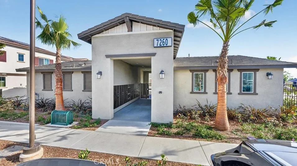 7276 Olive Grove Riverside, CA 92507
