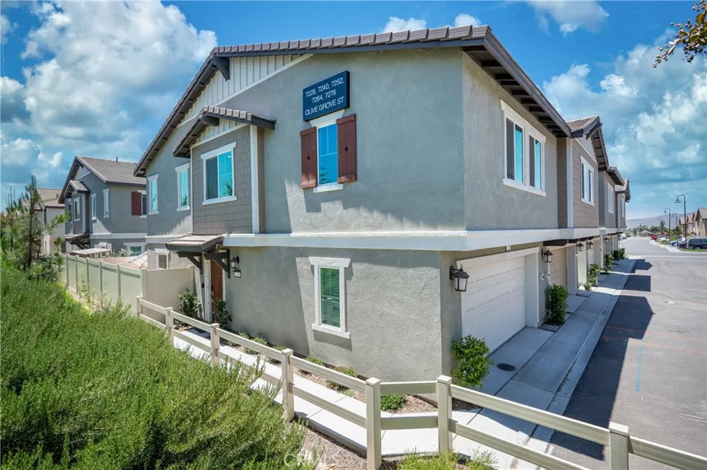 7276 Olive Grove Riverside, CA 92507