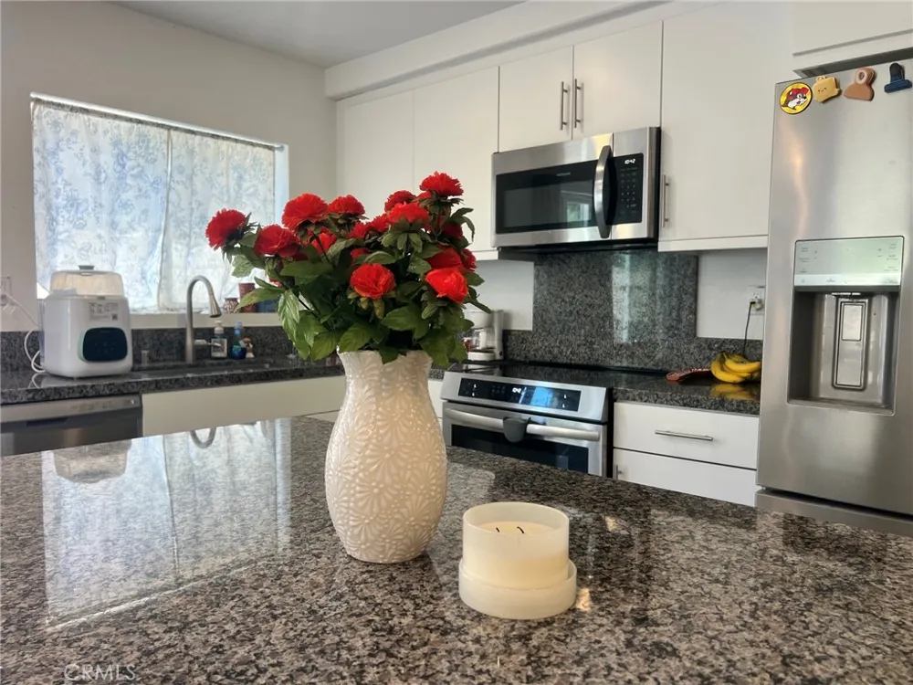 7276 Olive Grove Riverside, CA 92507