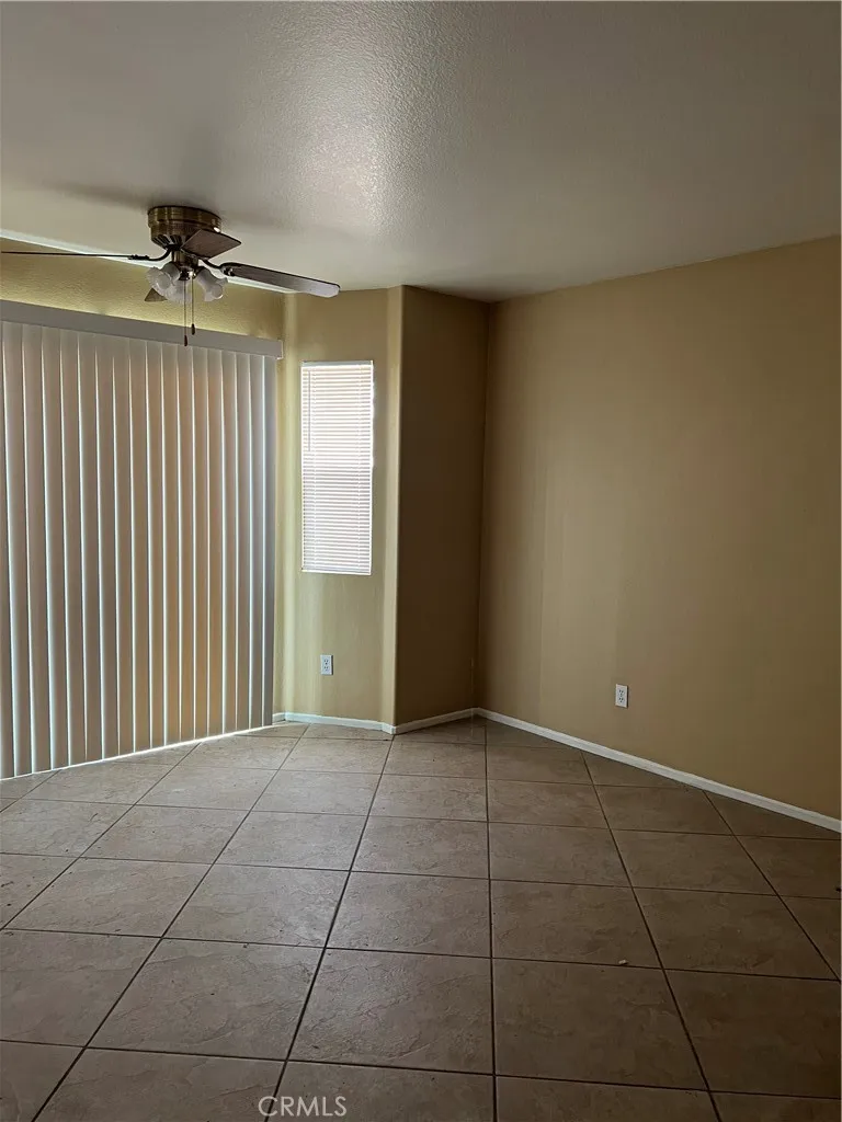 15375 Fremont Drive Adelanto, CA 92301