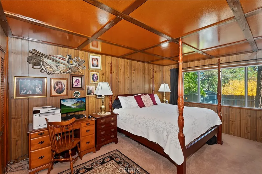 571 Pine Lane Sugarloaf, CA 92386