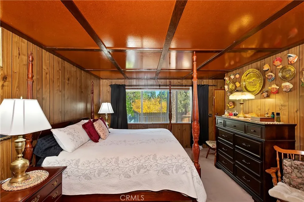 571 Pine Lane Sugarloaf, CA 92386