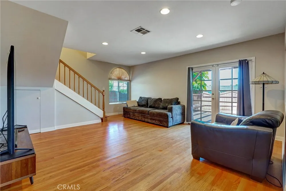 2800 Jolley Drive Burbank, CA 91504