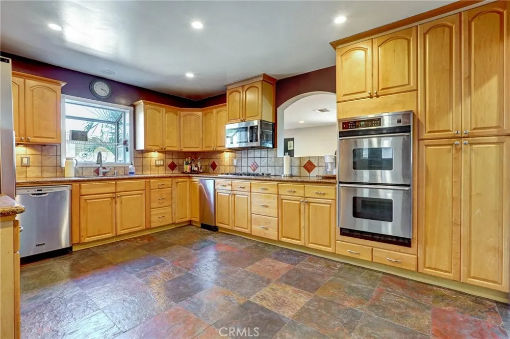 2800 Jolley Drive Burbank, CA 91504