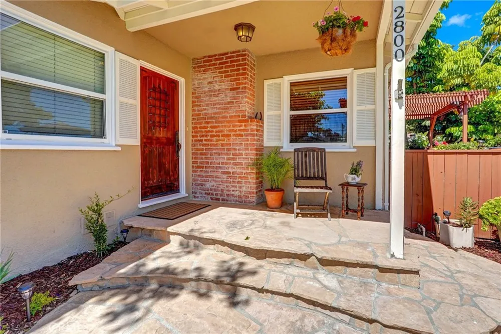 2800 Jolley Drive Burbank, CA 91504