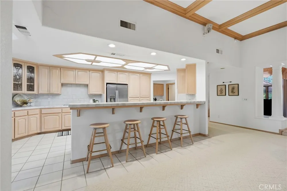 3403 E Vassar Court Visalia, CA 93292