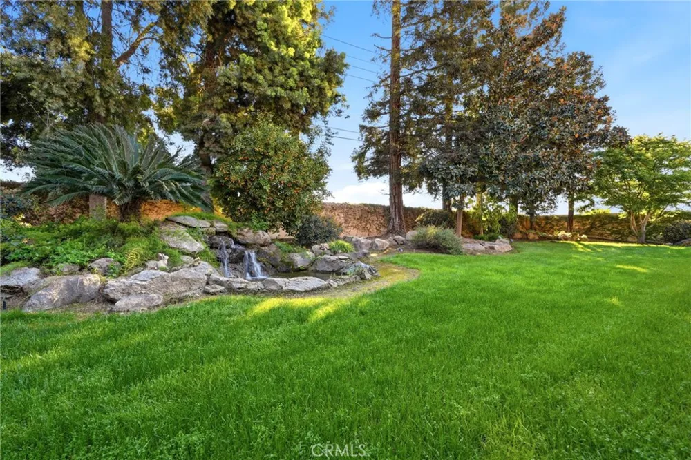 3403 E Vassar Court Visalia, CA 93292