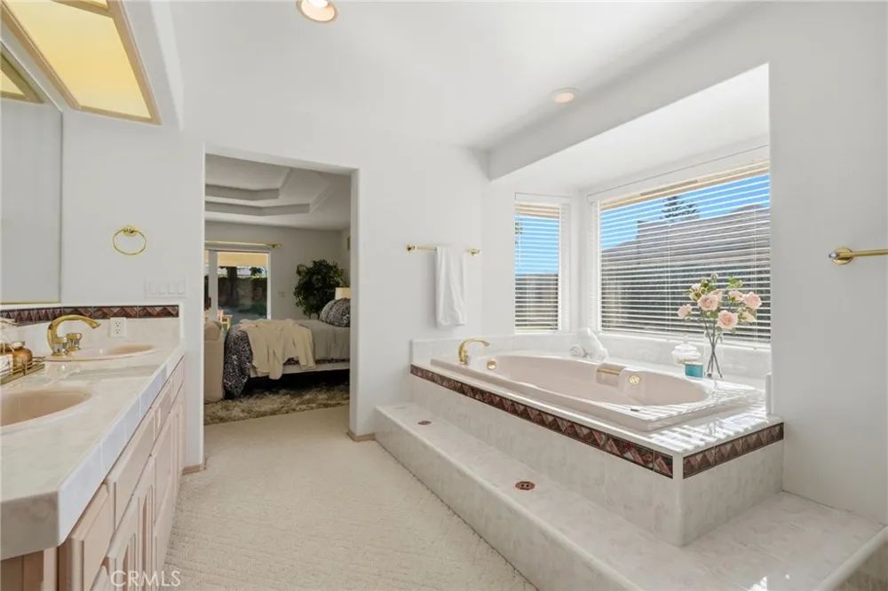 3403 E Vassar Court Visalia, CA 93292