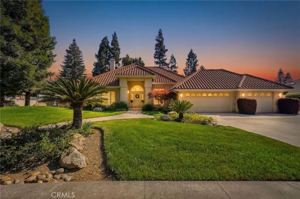 3403 E Vassar Court Visalia, CA 93292