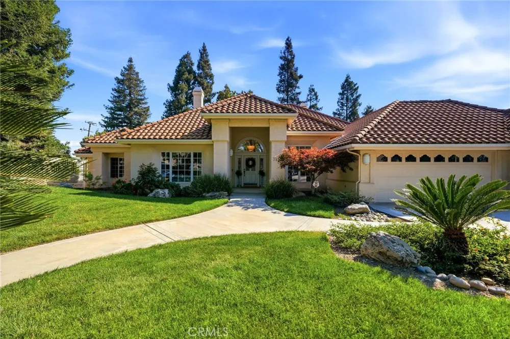 3403 E Vassar Court Visalia, CA 93292