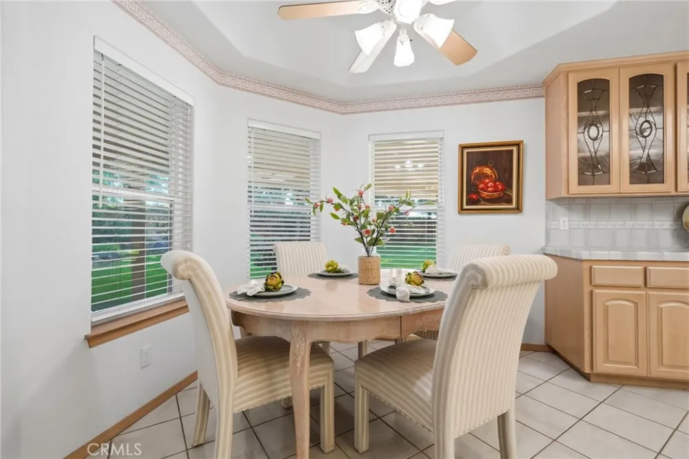 3403 E Vassar Court Visalia, CA 93292